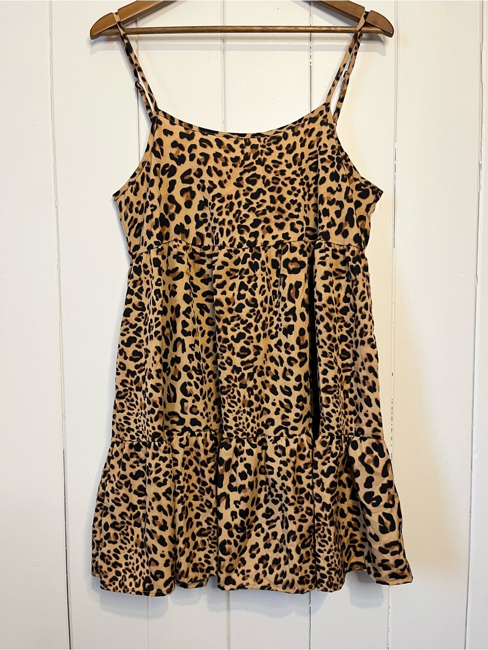 Leopard Print Tiered Dress. Size Large.